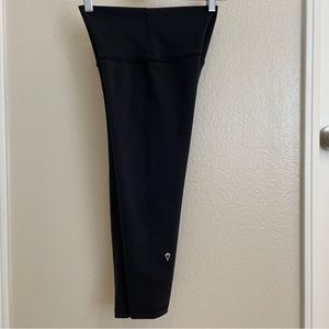 Lululemon Ivivva Girls Leggings (Black, Size 12)
Brand: Lululemon